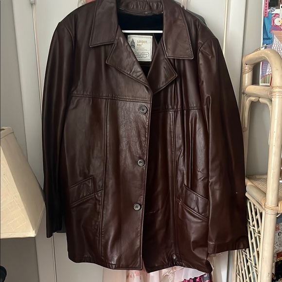 London Fog Brown Leather Jacket with Classic Design - Picture 1 of 5